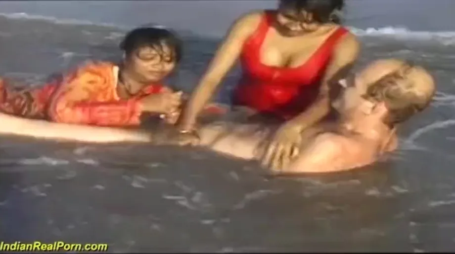 threesome indian beach fun