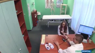 Sexy Reporter Gets to the Point / FakeHospital